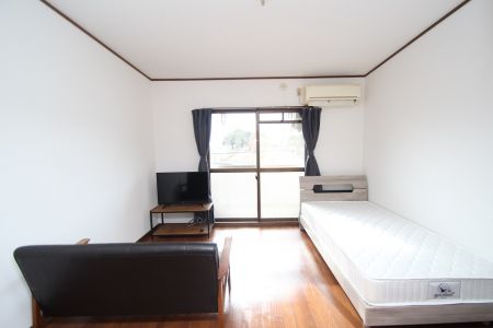 ヴィレッジナウ岡本　３C　