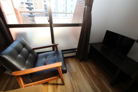 ロマネスク白金第２　C